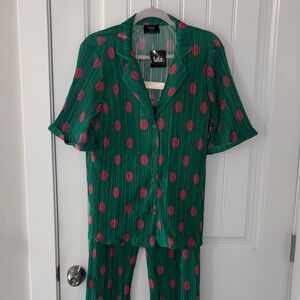Dressed in Lala satin plisse polka dot pants set size medium